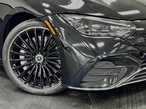 Black 2024 Mercedes-Benz EQE 350 Base 4MATIC