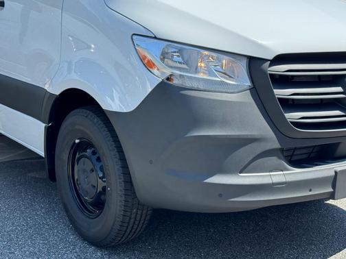 2025 Mercedes-Benz Sprinter 2500 High Roof