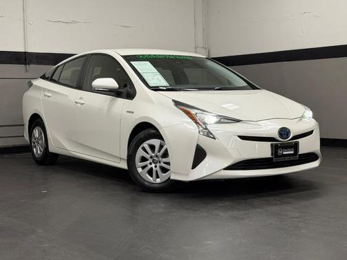 2018 Toyota Prius One