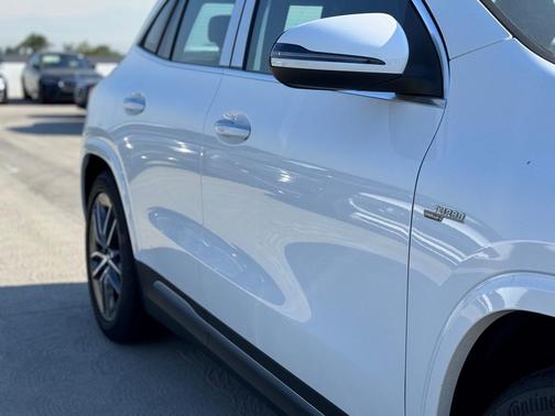 2025 Mercedes-Benz AMG GLA 35 Base