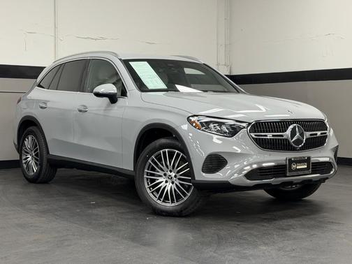 2025 Mercedes-Benz GLC 300 Base