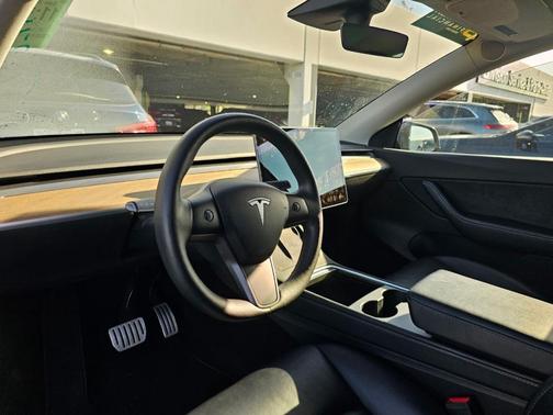 Gray 2022 Tesla Model Y Performance