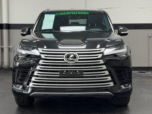 2024 Lexus LX 600 Premium