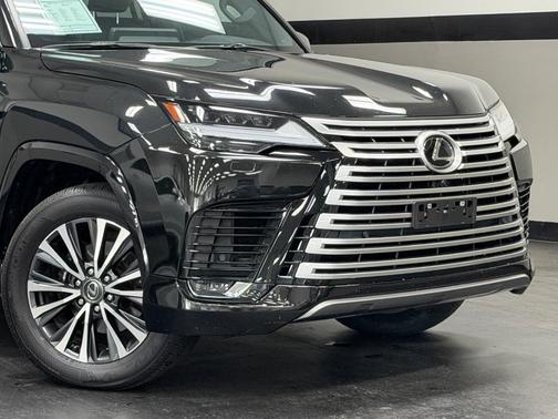 2024 Lexus LX 600 Premium