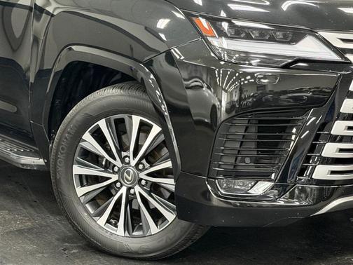2024 Lexus LX 600 Premium