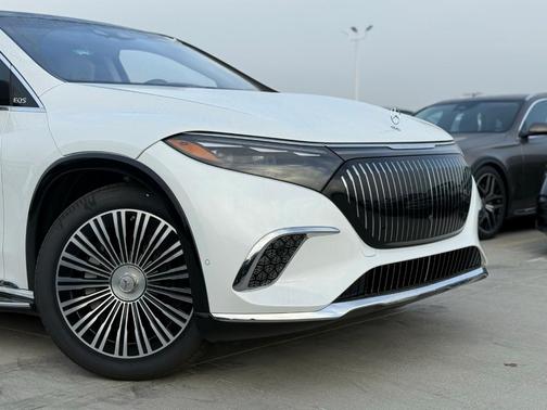 2025 Mercedes-Benz Maybach EQS 680 Base 4MATIC 4MATIC