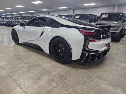 2019 BMW i8 Base