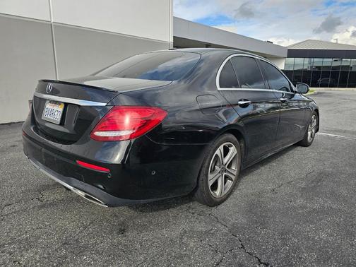 2018 Mercedes-Benz E-Class E 300