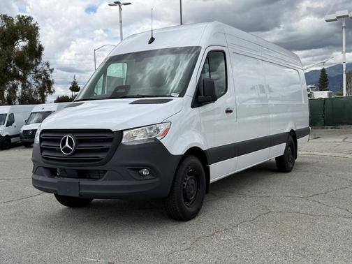 2025 Mercedes-Benz Sprinter 2500 170 WB High Roof Extended Cargo