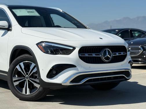 2026 Mercedes-Benz GLA 250 Base