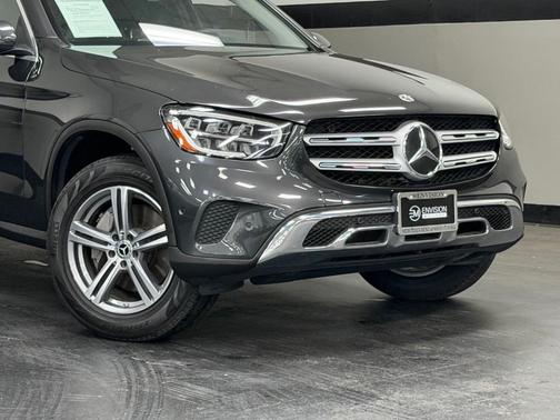 Graphite Gray Metallic 2022 Mercedes-Benz GLC 300 Base 4MATIC