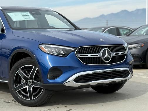 2026 Mercedes-Benz GLC 300 Base