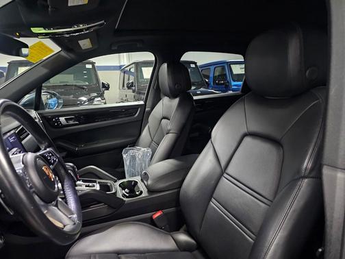 2019 Porsche Cayenne Base