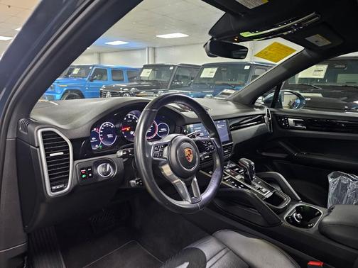 2019 Porsche Cayenne Base