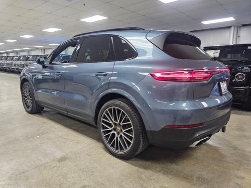 2019 Porsche Cayenne Base
