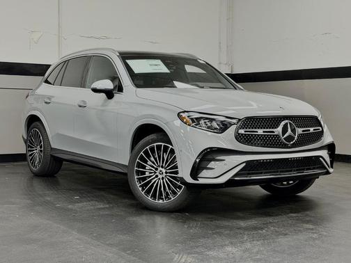 Alpine 2026 Mercedes-Benz GLC 300 Base