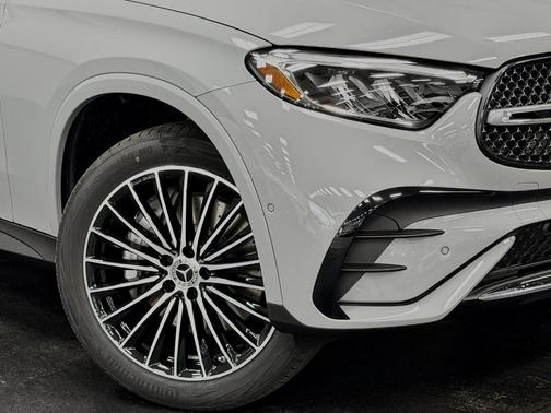 Alpine 2026 Mercedes-Benz GLC 300 Base