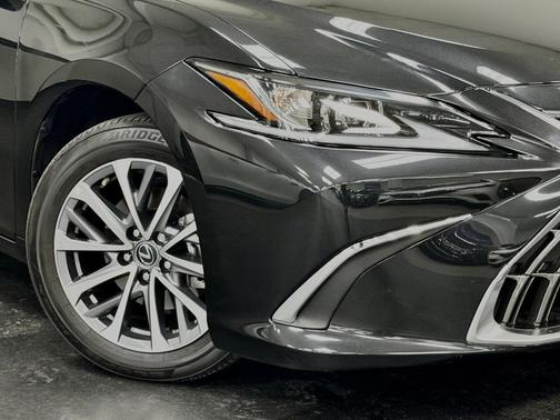 Caviar 2025 Lexus ES 350 Base