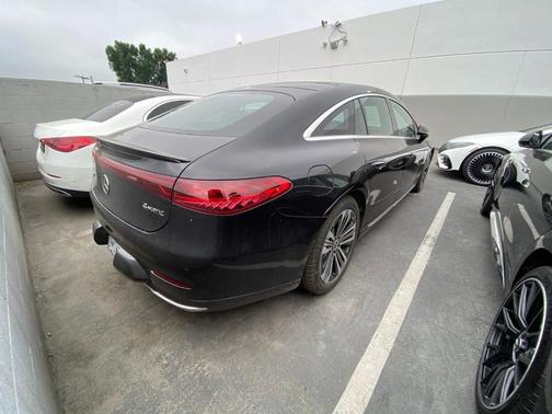 Obsidian Black 2024 Mercedes-Benz EQS 450 Base 4MATIC