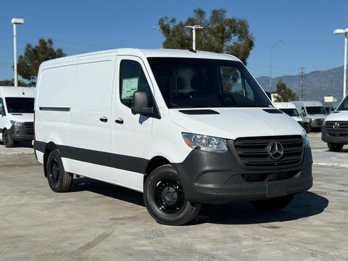 2026 Mercedes-Benz Sprinter 2500 Standard Roof