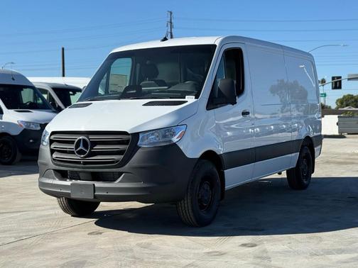 2026 Mercedes-Benz Sprinter 2500 Standard Roof