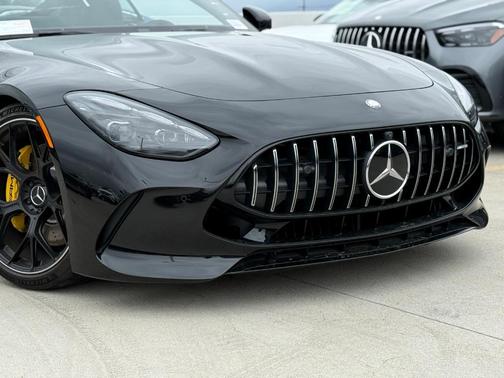 2025 Mercedes-Benz AMG GT 63 Base