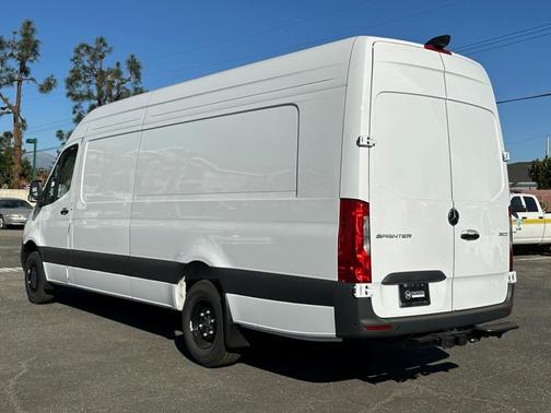 2025 Mercedes-Benz Sprinter 3500 170 WB High Roof Extended Cargo