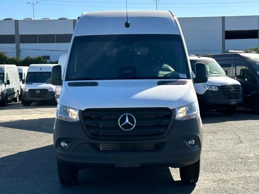 2025 Mercedes-Benz Sprinter 3500 170 WB High Roof Extended Cargo
