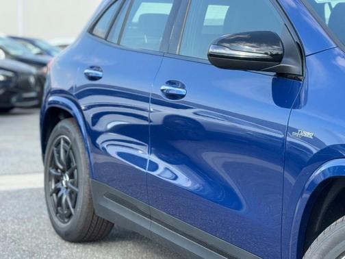 2025 Mercedes-Benz AMG GLA 35 Base