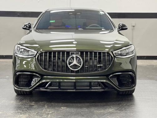 2025 Mercedes-Benz AMG S 63 E Base