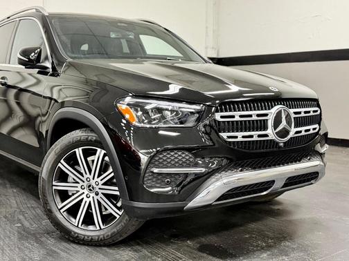 Obsidian Black Metallic 2026 Mercedes-Benz GLE 350 Base 4MATIC