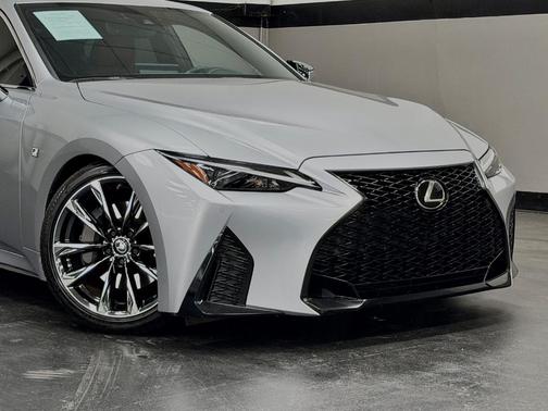 Iridium 2022 Lexus IS 350 F Sport