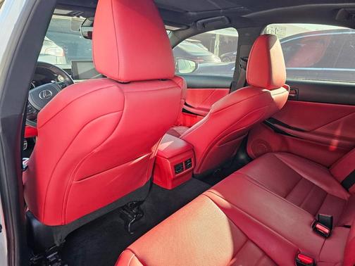 Iridium 2022 Lexus IS 350 F Sport