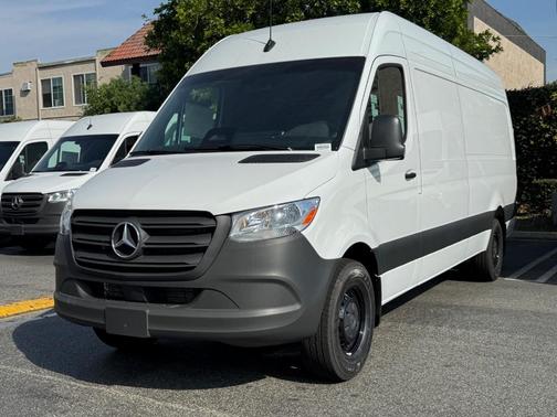 2026 Mercedes-Benz Sprinter 2500 High Roof