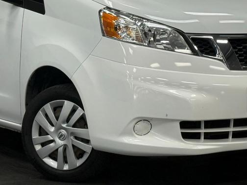 2020 Nissan NV200 SV