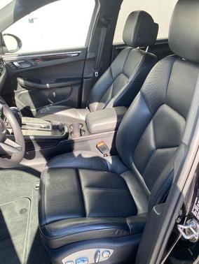 Black 2024 Porsche Macan