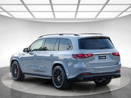 Alpine 2026 Mercedes-Benz AMG GLS 63 Base