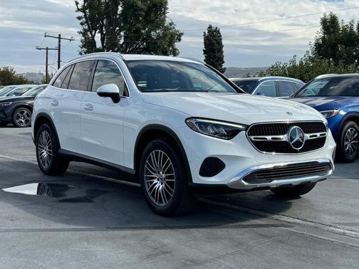 2025 Mercedes-Benz GLC 300 Base