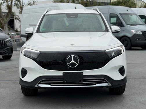 2025 Mercedes-Benz EQB 250 Base