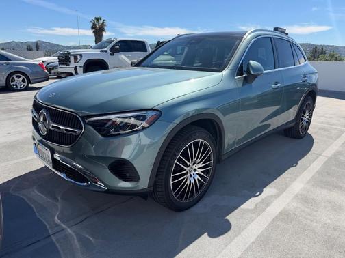 2026 Mercedes-Benz GLC 300 Base