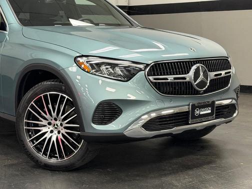 2026 Mercedes-Benz GLC 300 Base