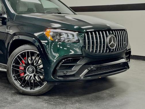 Emerald Green Metallic 2024 Mercedes-Benz AMG GLS 63 Base 4MATIC
