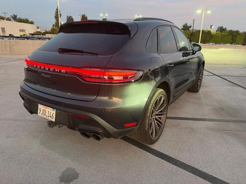 2024 Porsche Macan Base