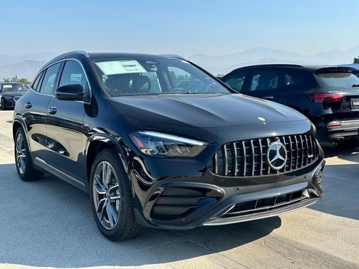 2025 Mercedes-Benz AMG GLA 35 Base