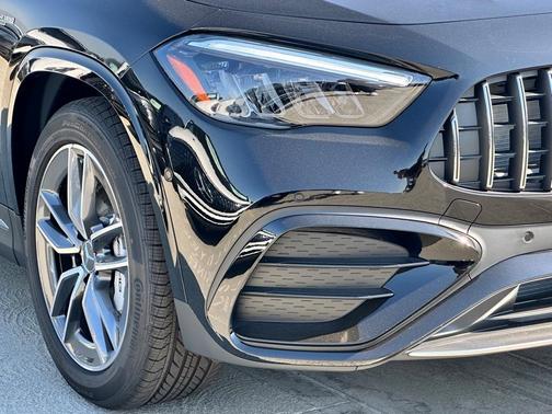 2025 Mercedes-Benz AMG GLA 35 Base