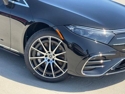 Obsidian Black 2026 Mercedes-Benz EQS 580 Base 4MATIC