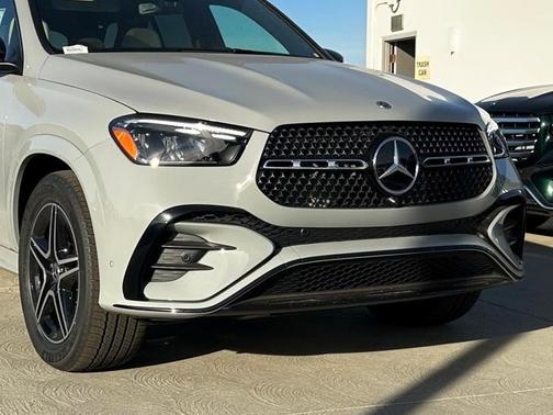 2025 Mercedes-Benz GLE 450 4MATIC