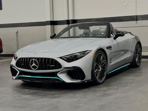 Cirrus Silver Metallic 2024 Mercedes-Benz AMG SL 63 Base