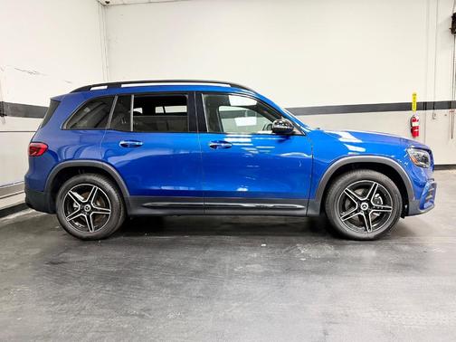 Starling Blue Metallic 2024 Mercedes-Benz GLB 250 Base