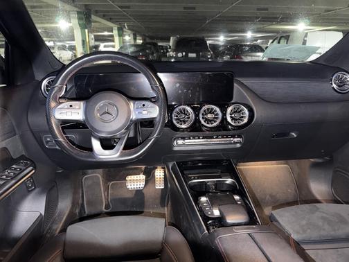 2023 Mercedes-Benz GLA 250 Base